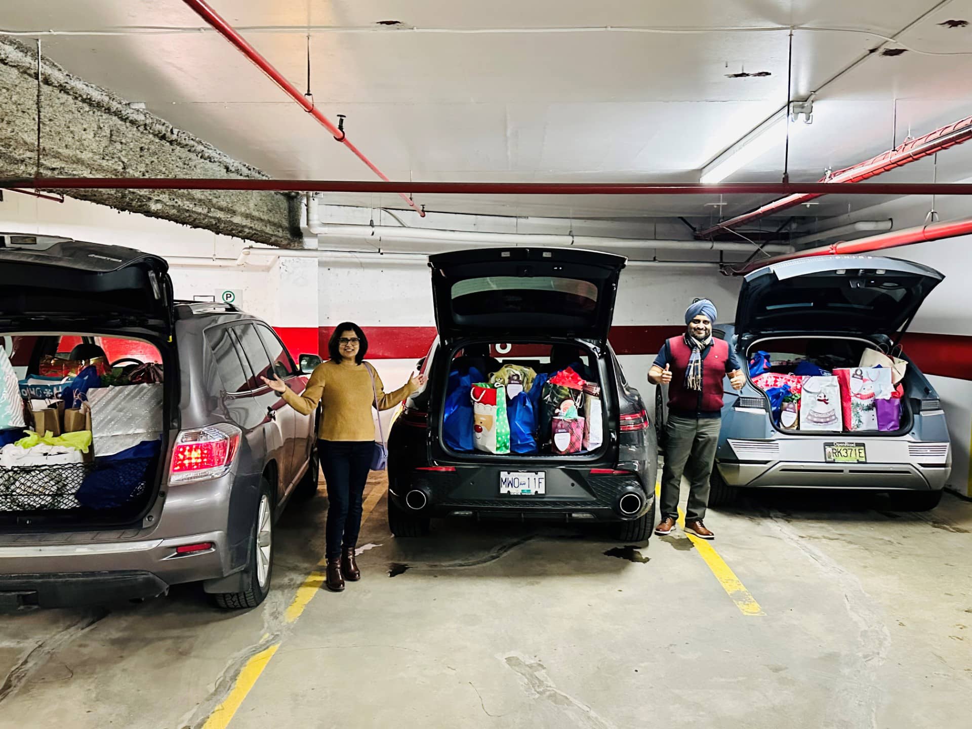 BASTAS Presents Loaded in Cars Ready for Delivery to Local Seniors 1 